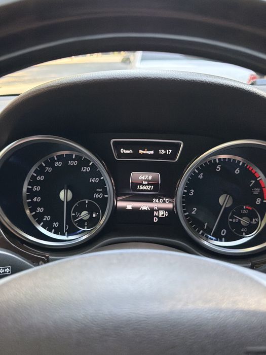 Продаётся Mersedes ml 350( Мерседес )