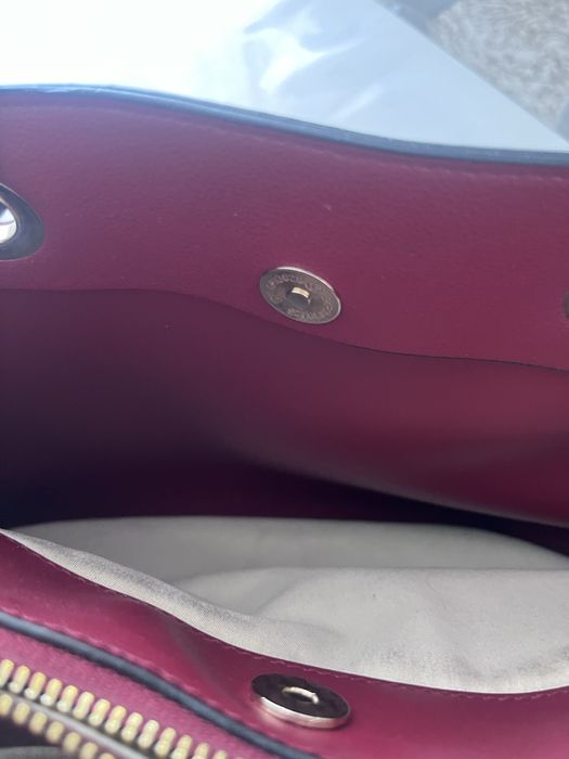 Продам дамскую сумочку, цвет бардо