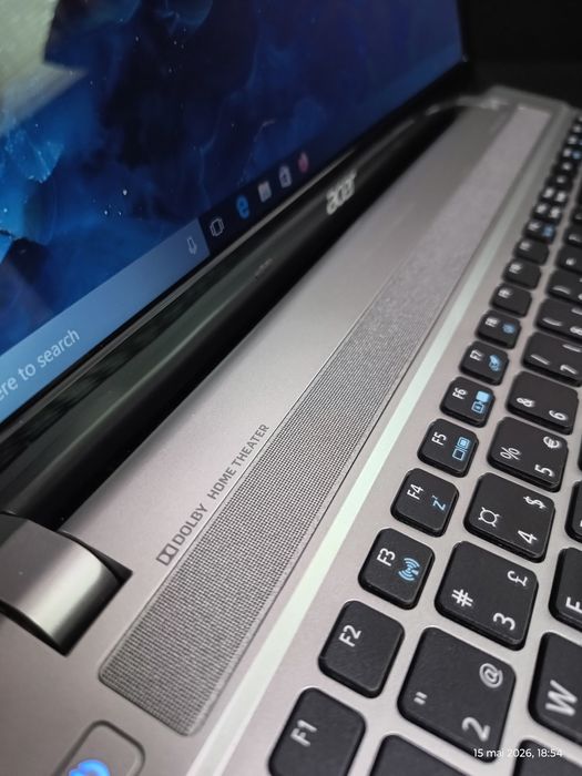 Laptop Multimedia Acer Aspire V3-571 | i3-2310M (2,40 GHz) | 8 GB RAM (Upgrade) | SSD 128 GB Stocare | Sunet Dolby |