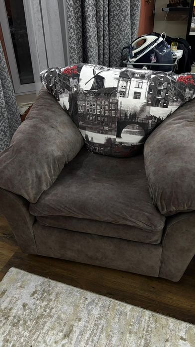 Угловой диван  с креслом