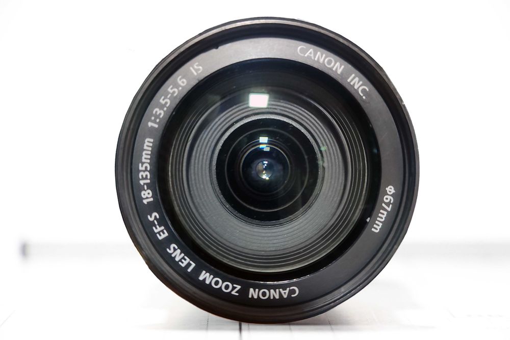 CANON 18-135 IS sotiladi
