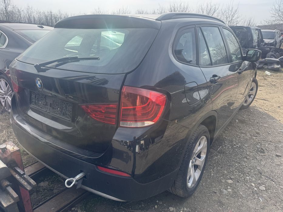 Dezmembrez BMW X1 E84 2.0Benzina 2011