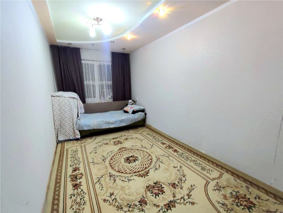 Продам 2 комнатную квартиру 7 микрорайон