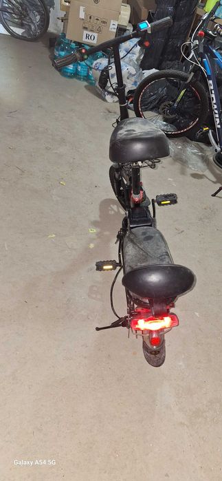 Bicicletă electrică