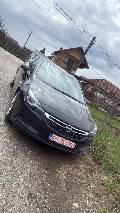 Mașina  Opel Astra 2016 noiembrie prima înmatriculare!