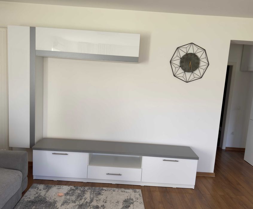Mobila living si hol
