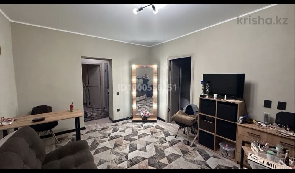 Продам 2-ком. квартиру.