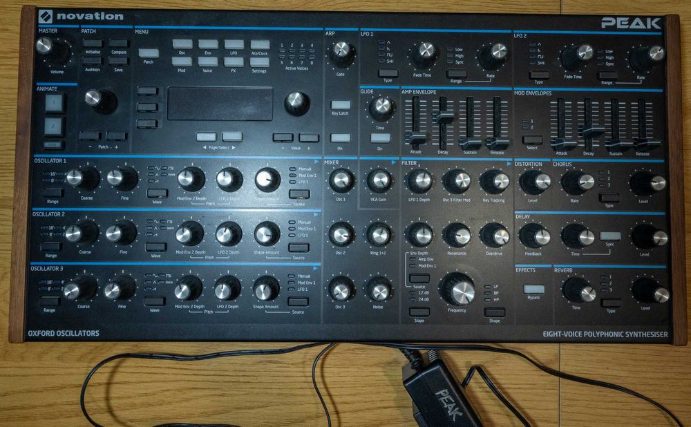 Sintetizator Novation Peak