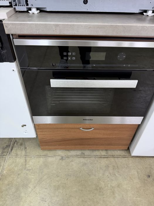 Miele  фурна с пара за вграждане / Germany гаранция