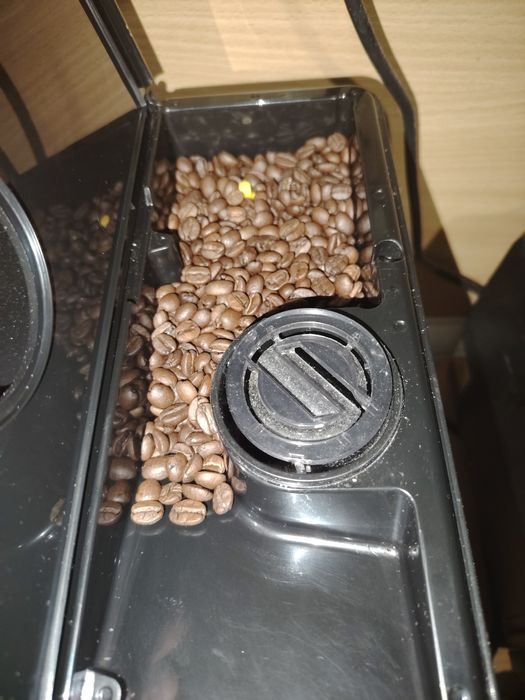 Кафе машина Saeko