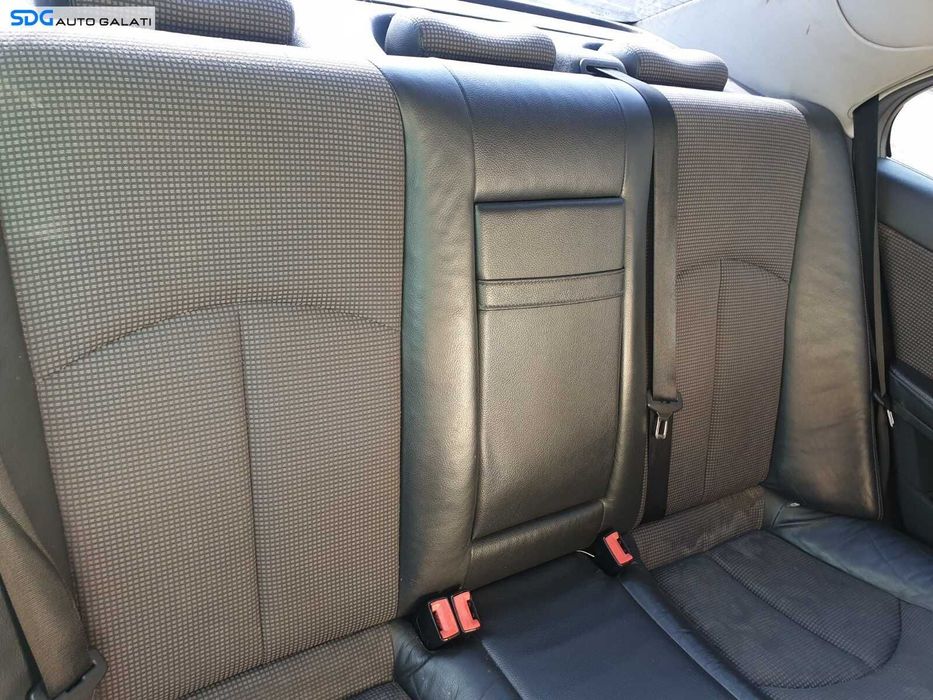 Bancheta Spate Pasageri Sezut cu Spatar Mercedes Clasa E Class W211 2001 - 2009