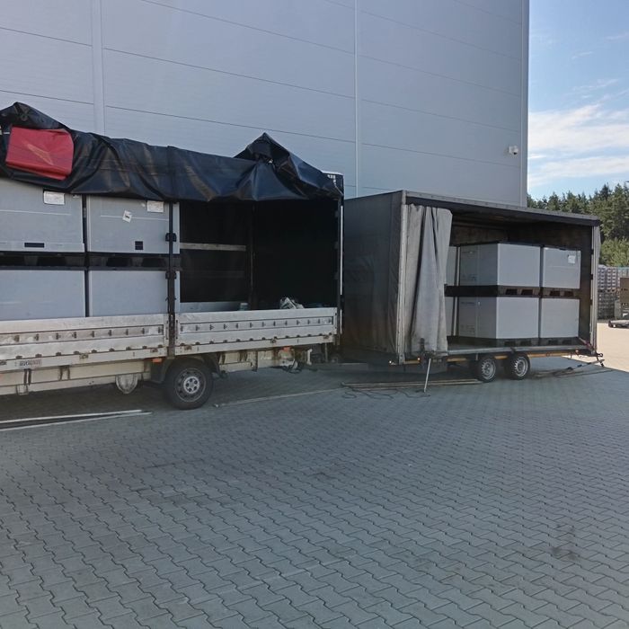 Vând ansamblu duba 3.5 t și remorca 3.5t