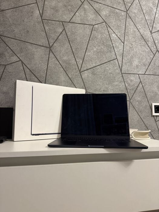 MacBook Air 15 M2 512GB