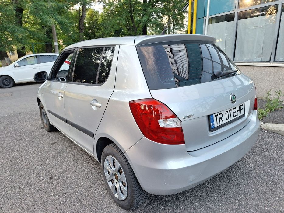 SKODA Fabia 2009 — imagine 5