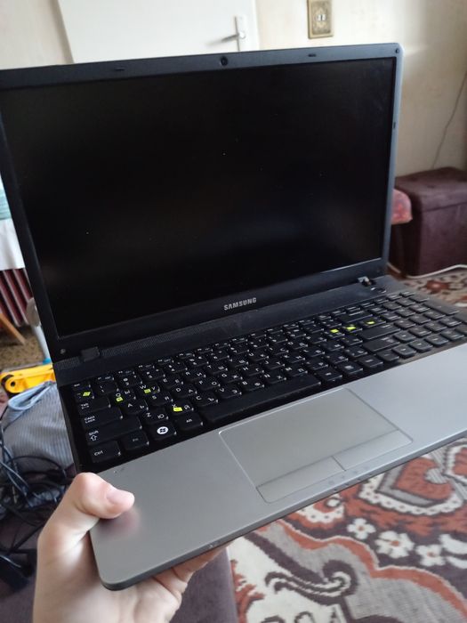 Samsung Series 3 laptop