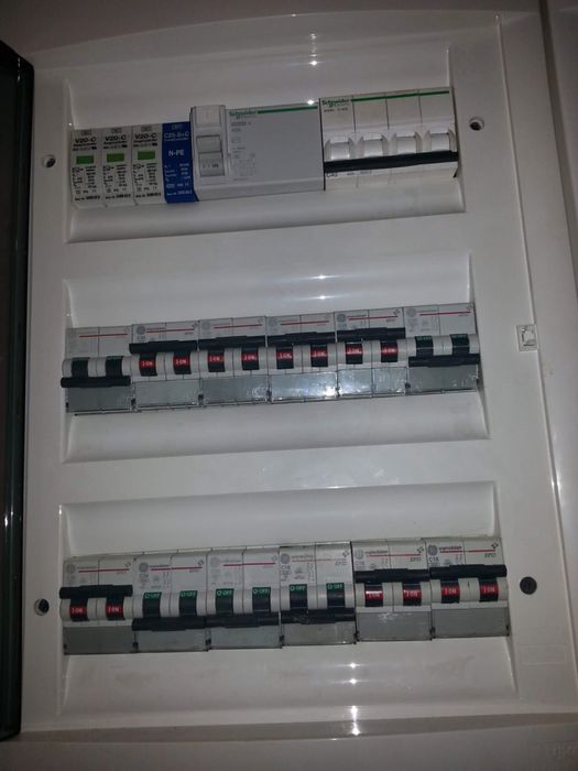 Electrician, instalatii, depanari, interfoane,camere supraveghere