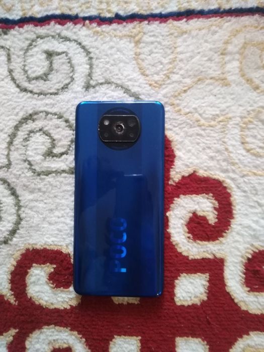 Телефон POCO3  в хорошем состоянии