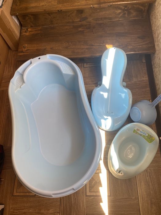 Продам ванночку детскую