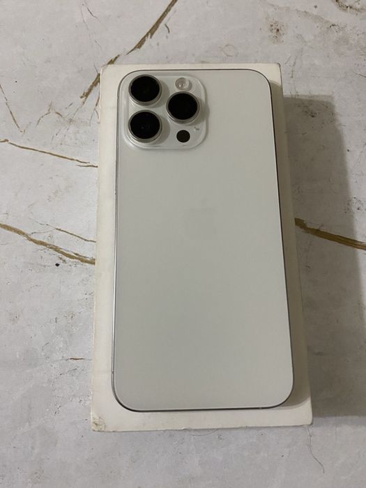 iPhone 15 Pro Max
