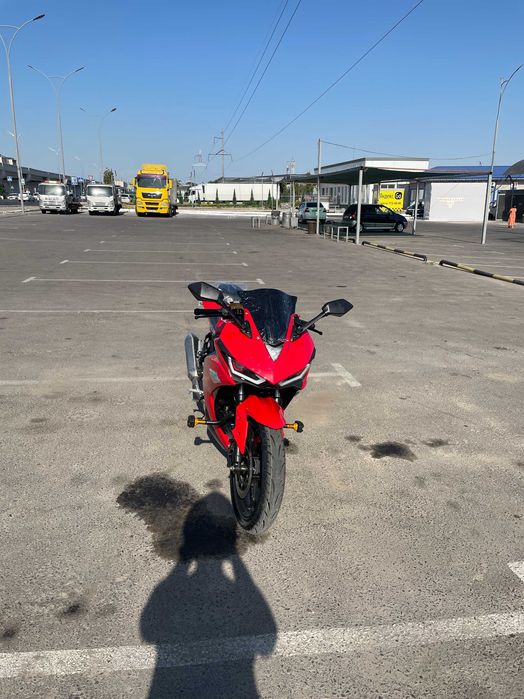 Мотоцикл R3-200 кубовый