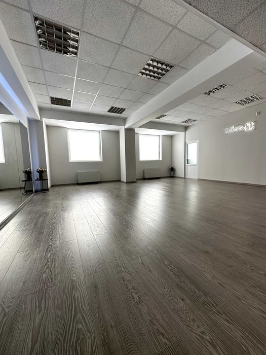 Inchiriez sala dans, aerobic, sport, pilates, curs, yoga, Bucuresti
