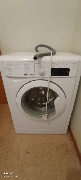 Продам стиральную машину