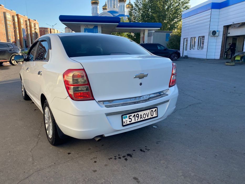 Шевроле Кобальт продам