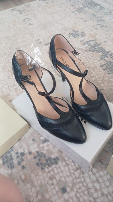 Женские туфли каблуки