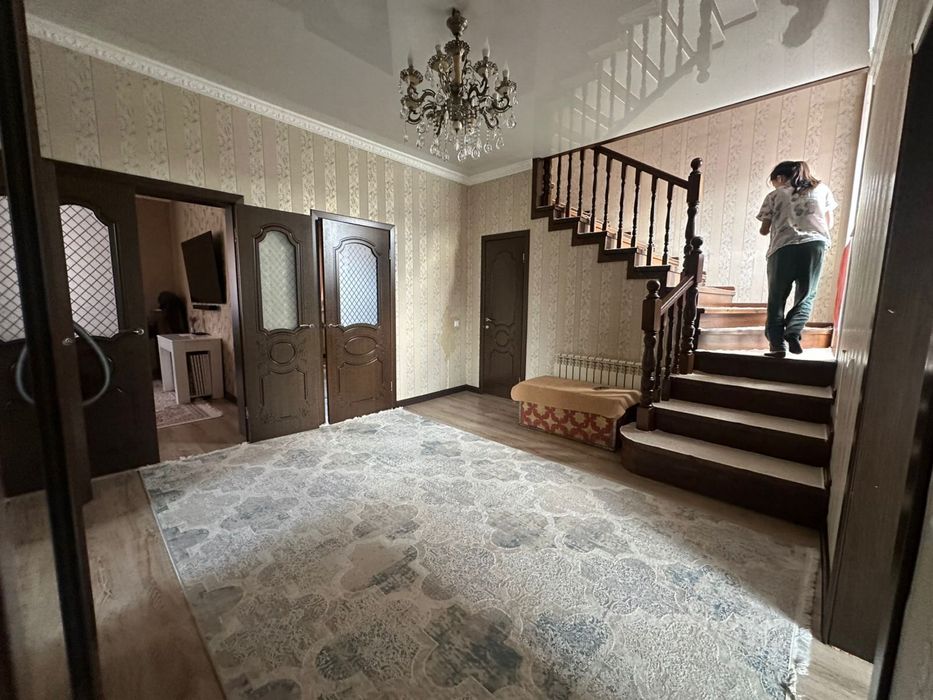Продам коттедж район 3 школы