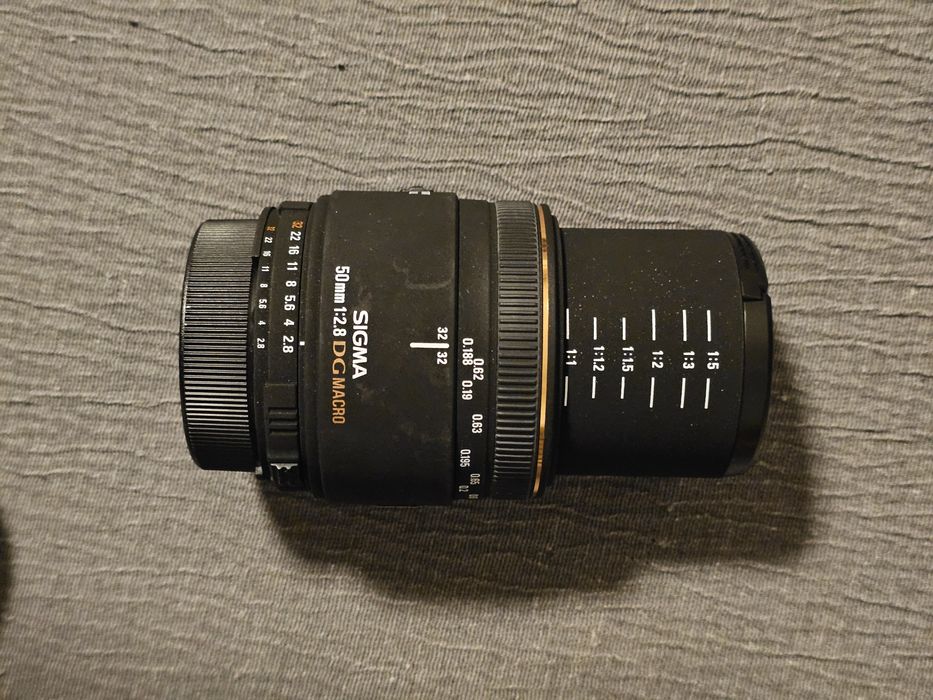Obiectiv Sigma 50mm f2.8 montura Nikon F