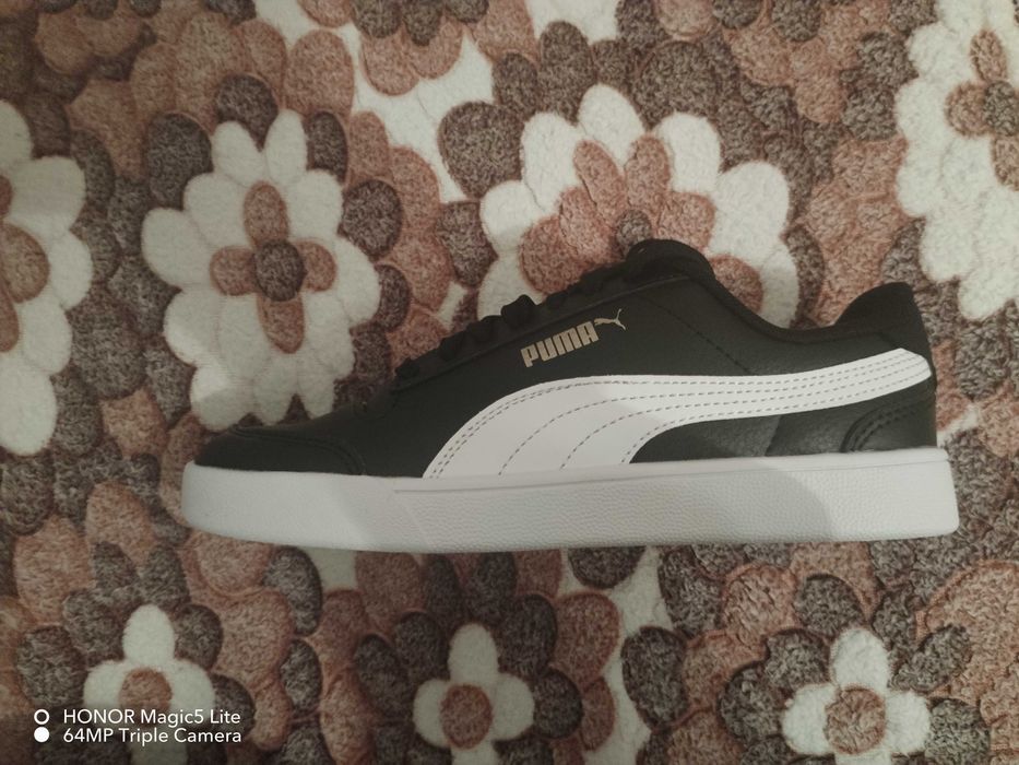 Кецове Puma черно бели със златисто