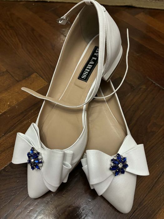 Pantofi Lariss piele naturala alb