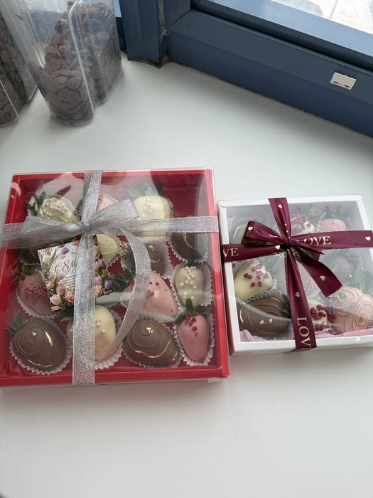 Клубника в шоколаде Астана