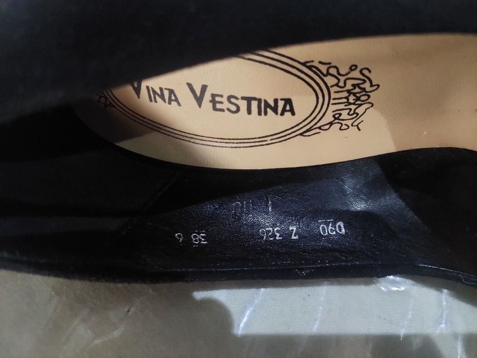 Туфли сотилади 2маротаба кийилган  сифати аьло даражада