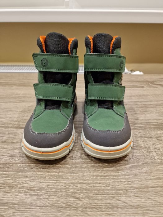 (28) Детски боти за момче светещи