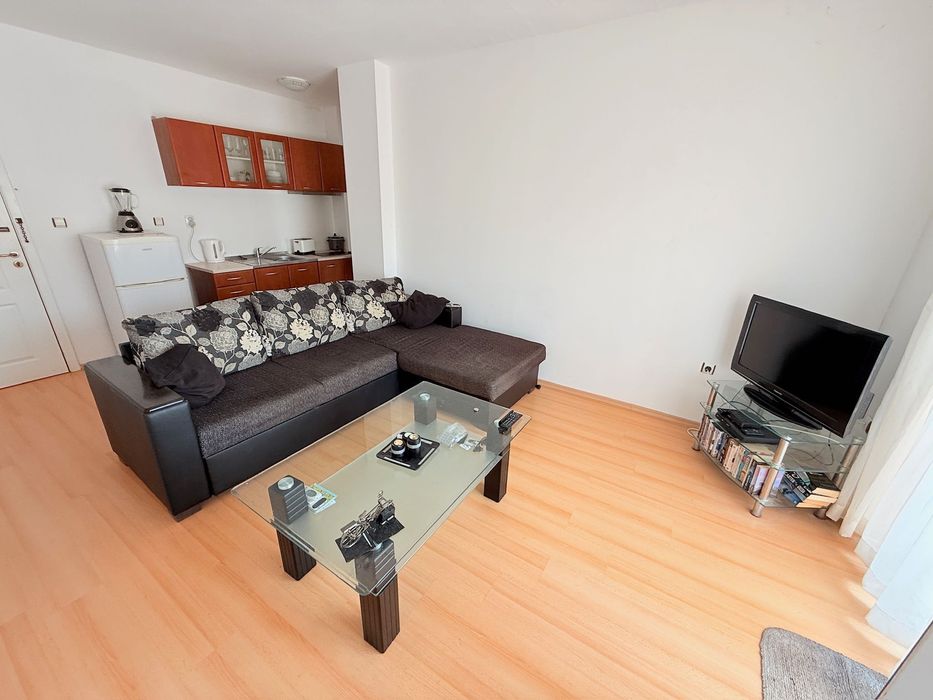 Продава се Двустаен апартамент в к.к. Слънчев бряг - 54 кв.м за 880 €/кв.м - Снимка #9