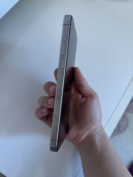 Iphone 15 pro max -256GB-Natural titanium