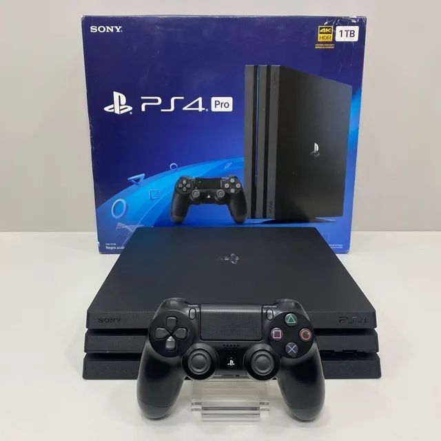 Sony PlayStation 4 PRO 4K 1000gb джойстик и 4 диска