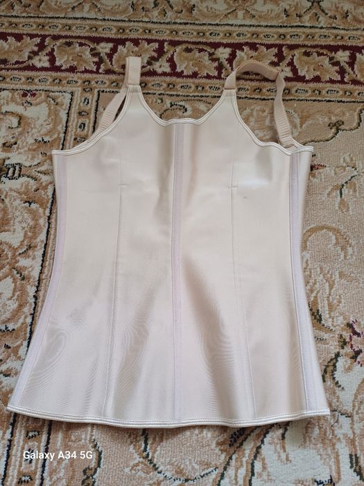 Корсет для девушек.Хорошего качества