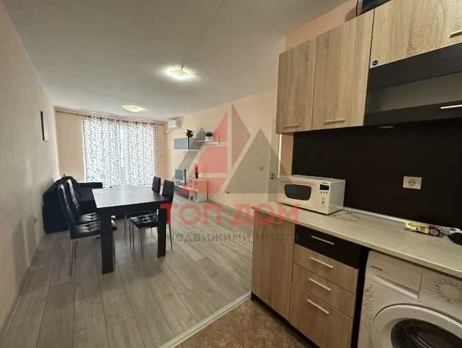 Дава се под наем Тристаен апартамент в Варна, Лятно кино Тракия - 100 кв.м за 561 € - Снимка #1