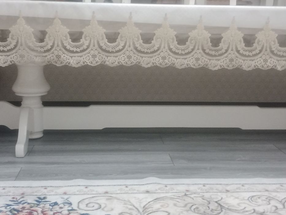 Мебел гостиной стол стуля