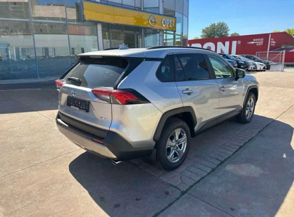 Тойота рав 4 хибрид на части