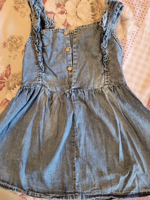 Рокля размер 104-110