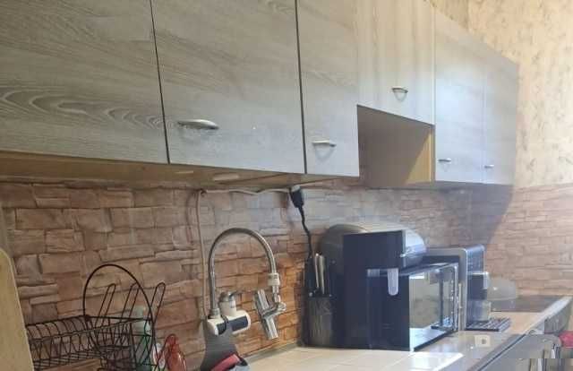 Продава се Тристаен апартамент в Пловдив, Остромила - 95 кв.м за 1574 €/кв.м - Снимка #2