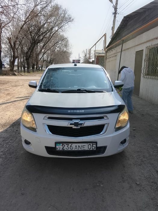 Срочно продаю chevrolet  cobalt