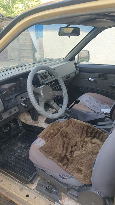 Внедорожник Nissan Terrano 1