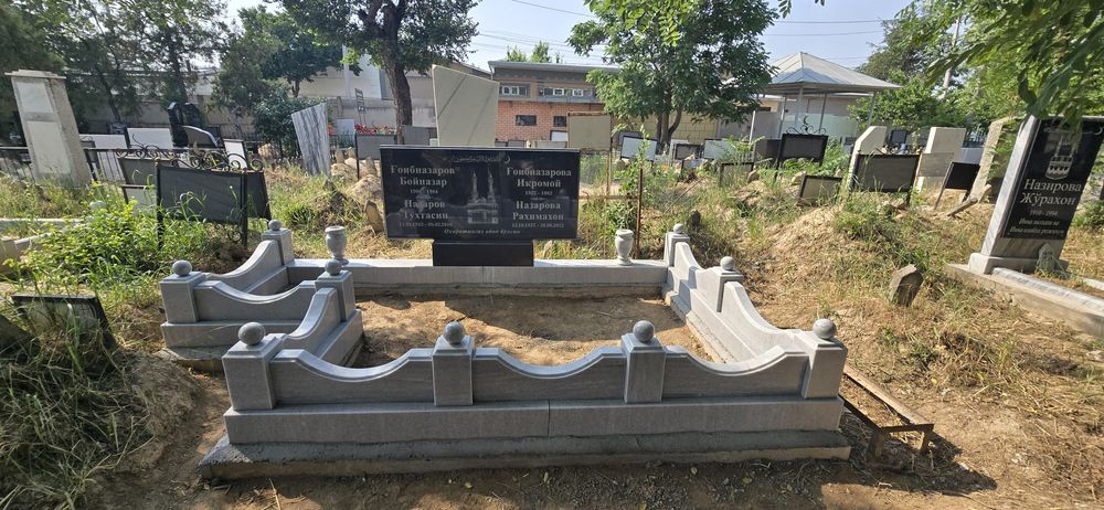 Ёдгорликлар. Памятники.