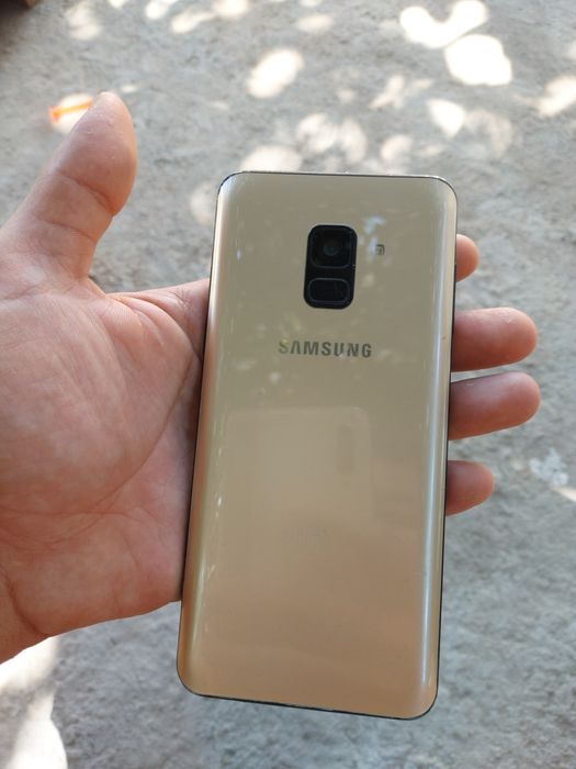 Samsung A8 ideal