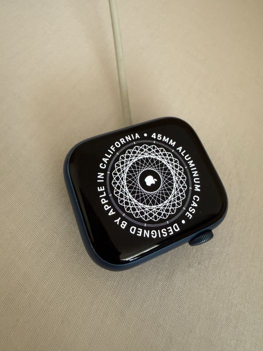Apple watch seria 7 - 45 mm
