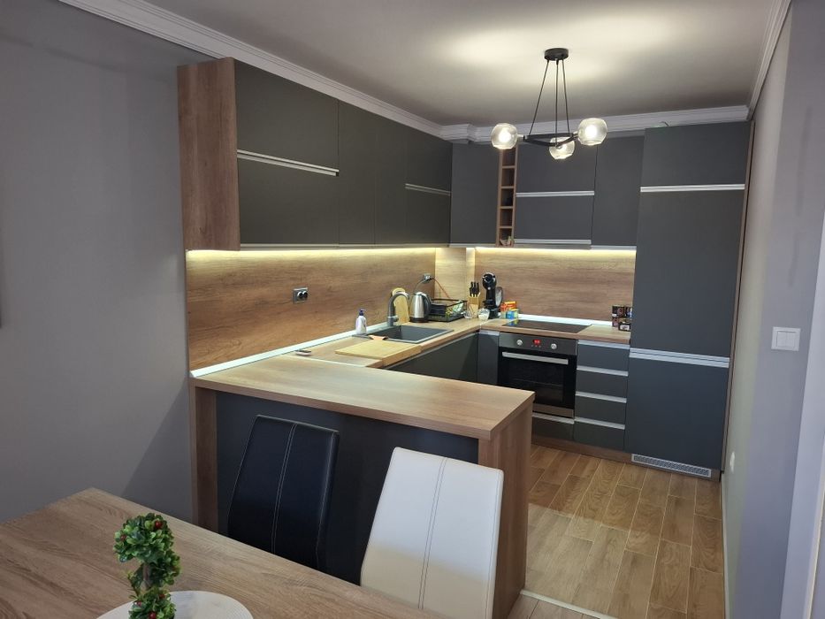 Апартамент под наем в района на манастира